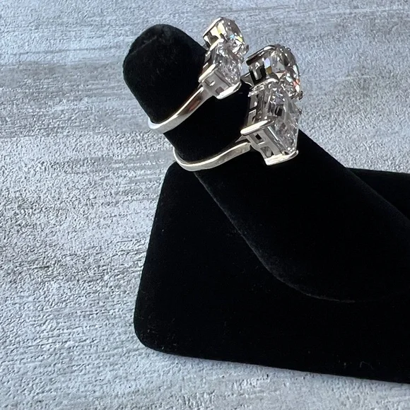 Mother & Daughter Waterdrop Shaped Moissanite Adjustable Rings - Picture 3 of 7